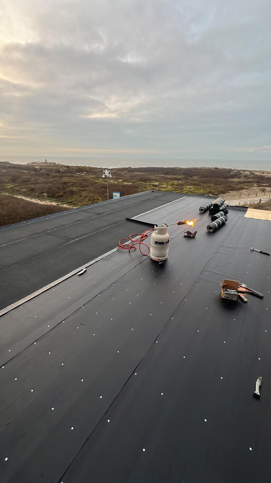 Professioneel dakwerk met duurzame materialen